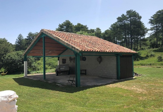 A property with a house in the heart of the Nature Reserve