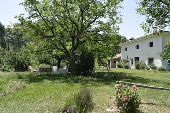 A property with a house in the heart of the Nature Reserve