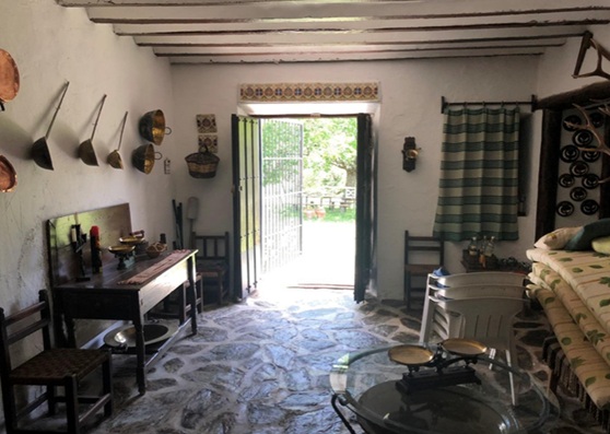 A property with a house in the heart of the Nature Reserve