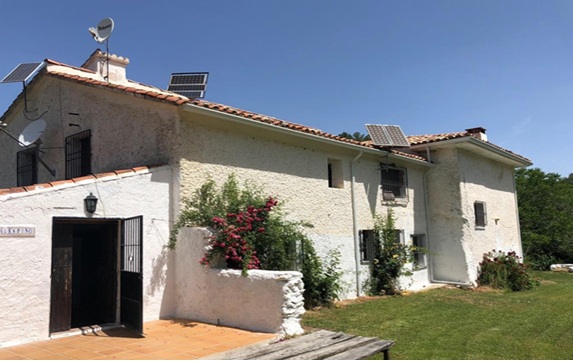 A property with a house in the heart of the Nature Reserve