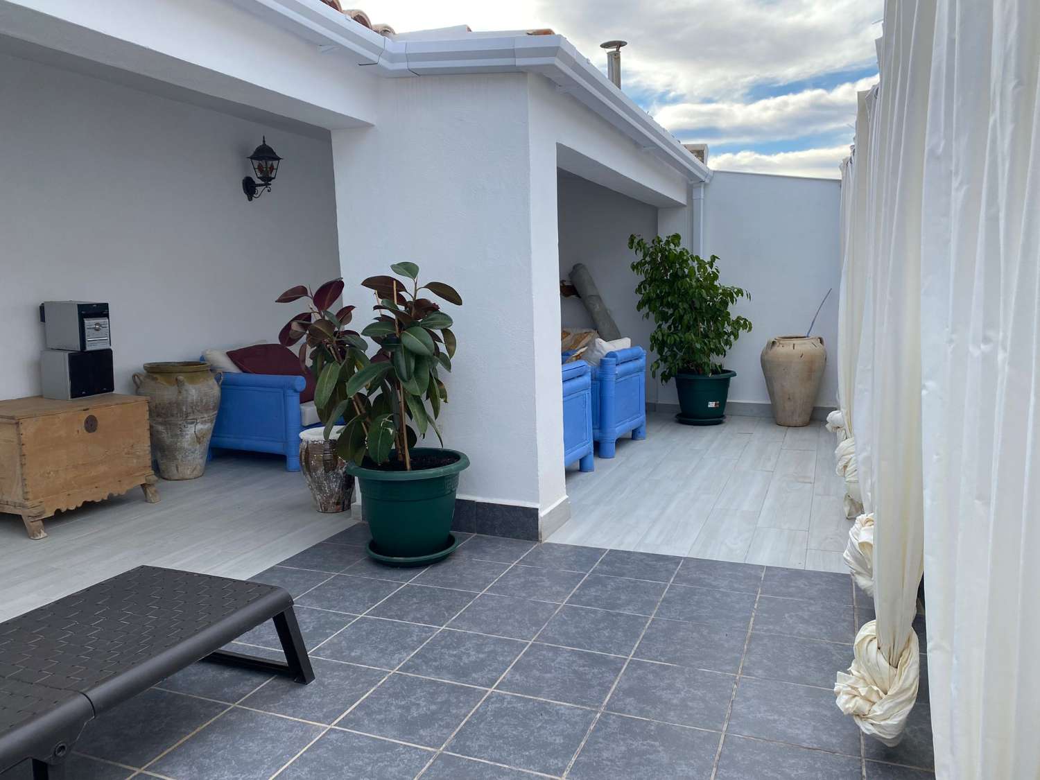 Haus mit Grundstück in Hinojares