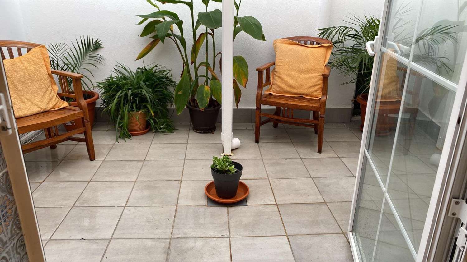 Haus mit Grundstück in Hinojares
