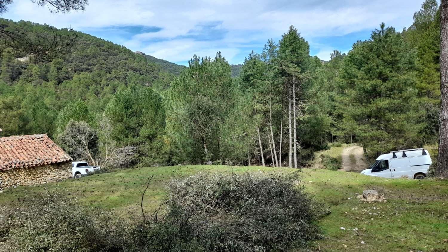 Country house in Santiago Pontones